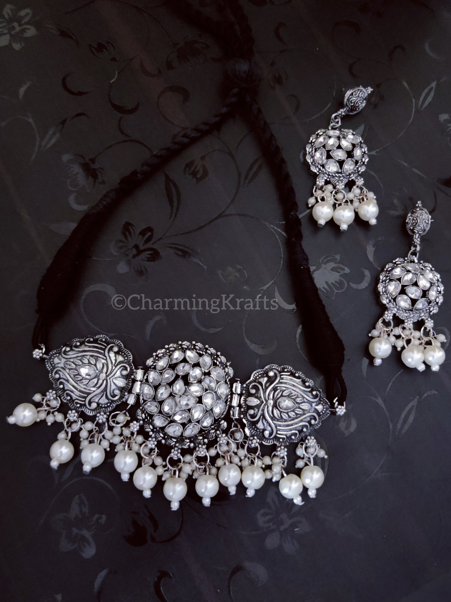 Silver Oxidized Stone Choker Necklace Set