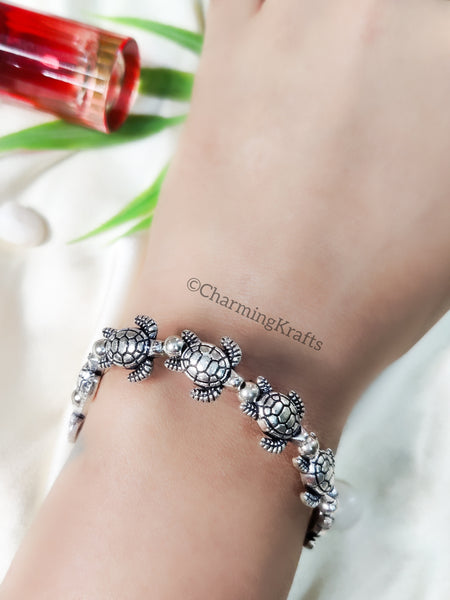 Handcrafted Silver Tortoise Bracelet