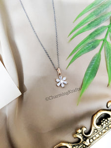Two-tone handcrafted Flower Necklace
